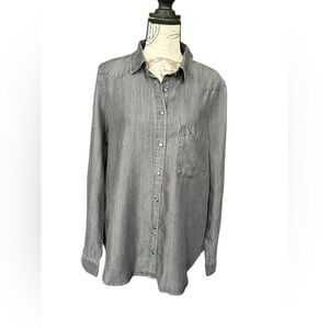 Jane + Delancey 100% lyocell Long Sleeve Button up Top size L